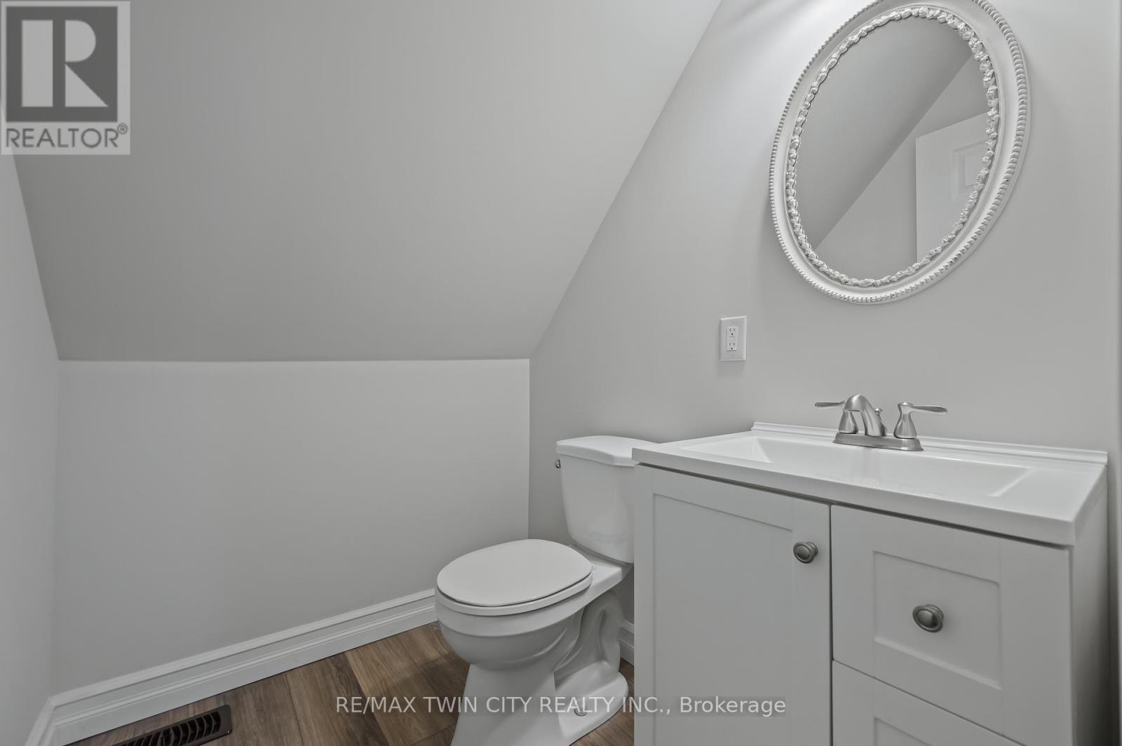 41 Chestnut Street, St. Thomas, Ontario  N5R 2A8 - Photo 20 - X12428167