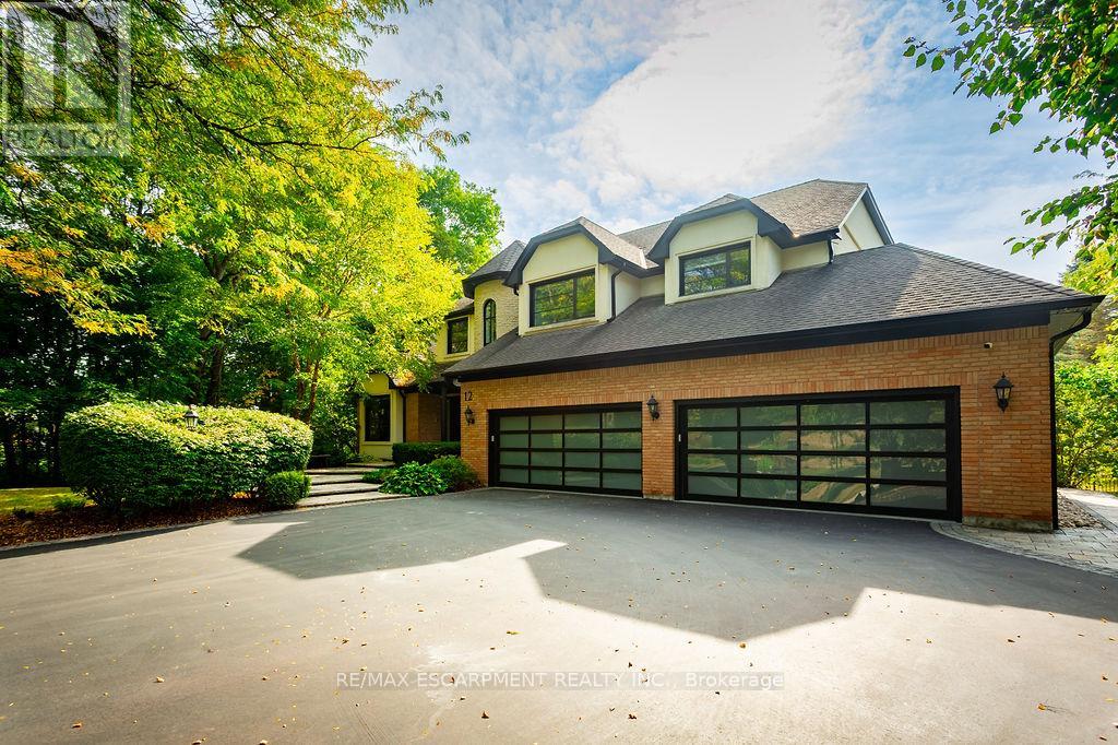 12 Blackberry Place, Hamilton, Ontario  L0R 1H2 - Photo 3 - X12428219