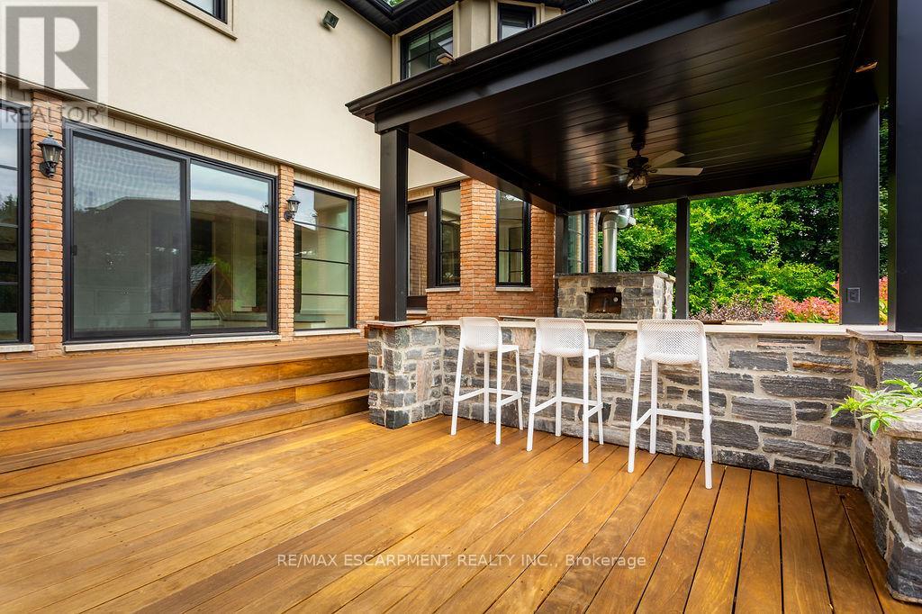 12 Blackberry Place, Hamilton, Ontario  L0R 1H2 - Photo 38 - X12428219