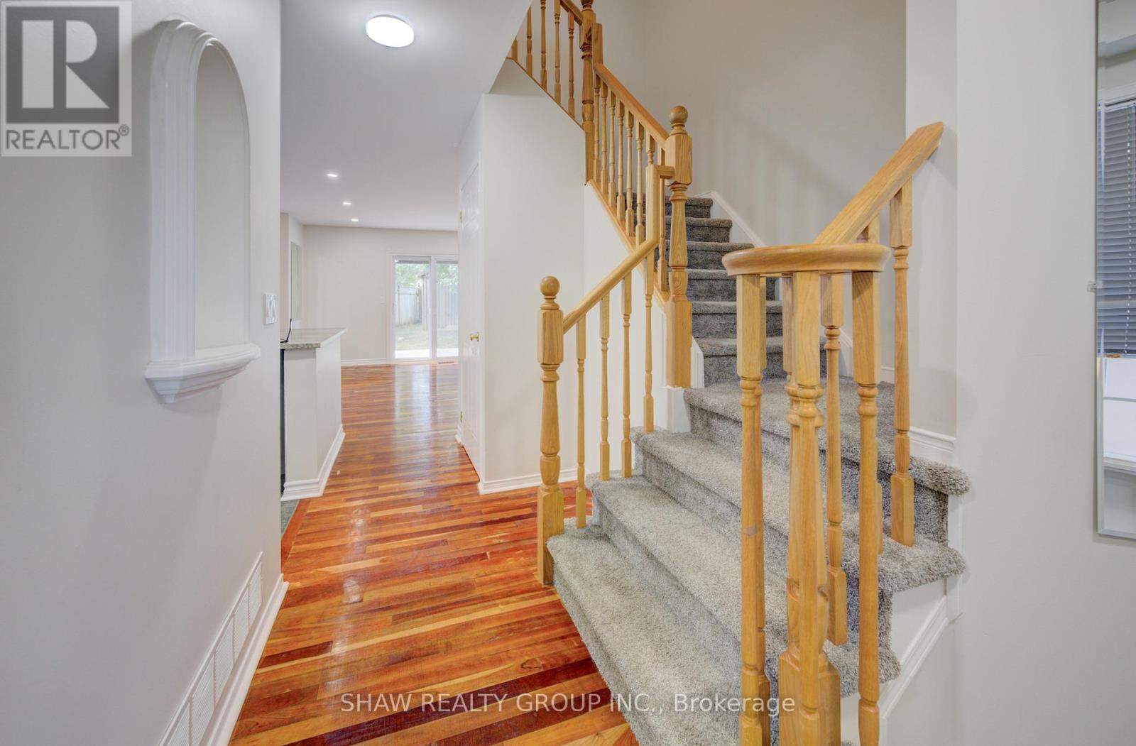 4 King William Court, Cambridge, Ontario  N3C 4J2 - Photo 5 - X12428302