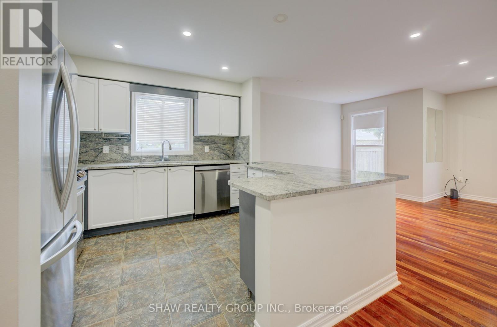 4 King William Court, Cambridge, Ontario  N3C 4J2 - Photo 6 - X12428302