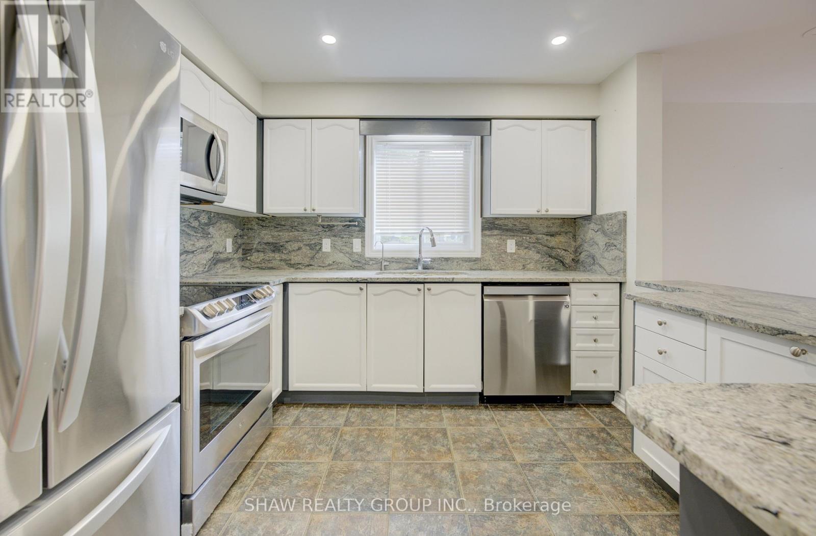 4 King William Court, Cambridge, Ontario  N3C 4J2 - Photo 7 - X12428302