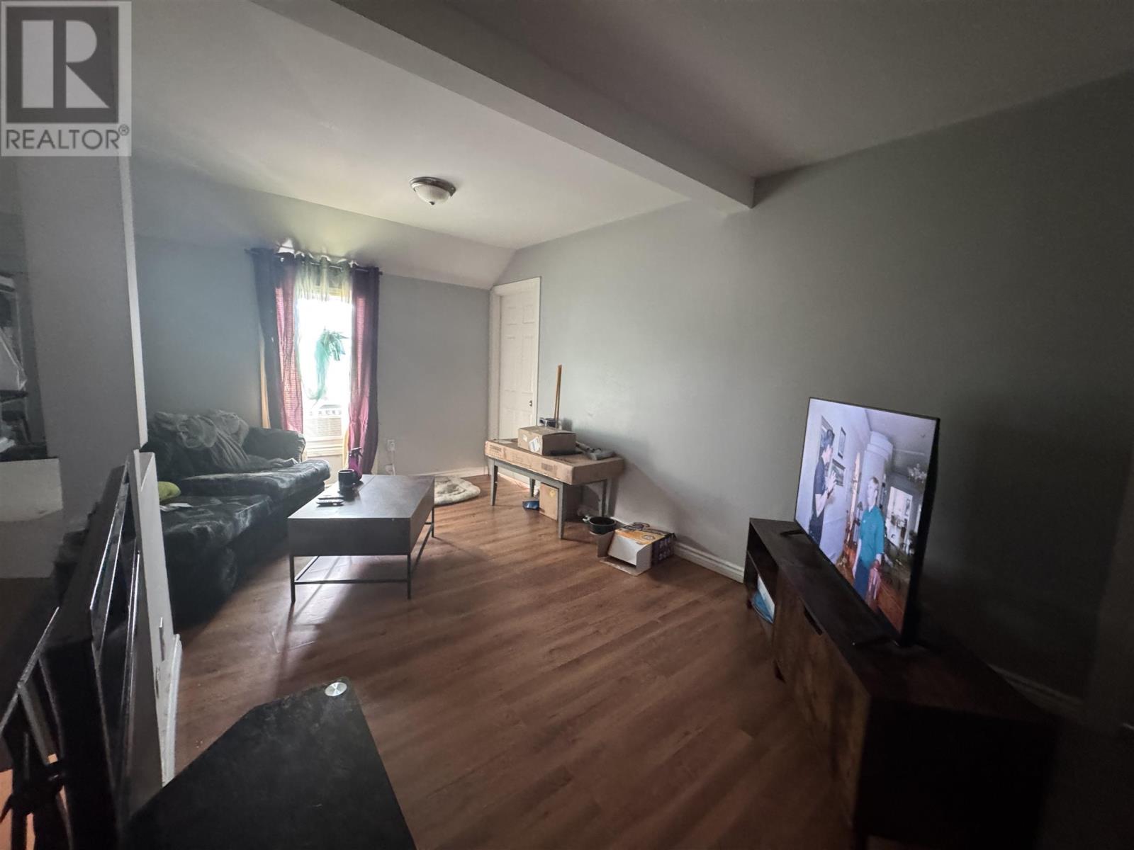 173 Dennis St, Sault Ste. Marie, Ontario  P6A 2X4 - Photo 3 - SM252334