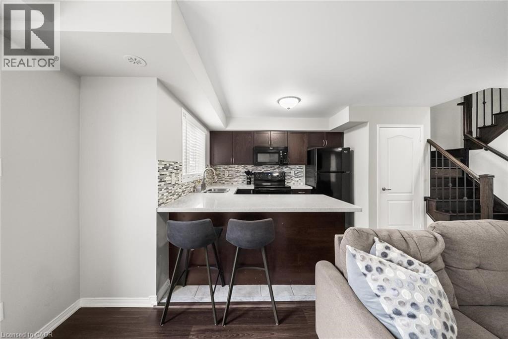 2551 Sixth Line Unit# 3, Oakville, Ontario  L6H 0H7 - Photo 13 - 40773124