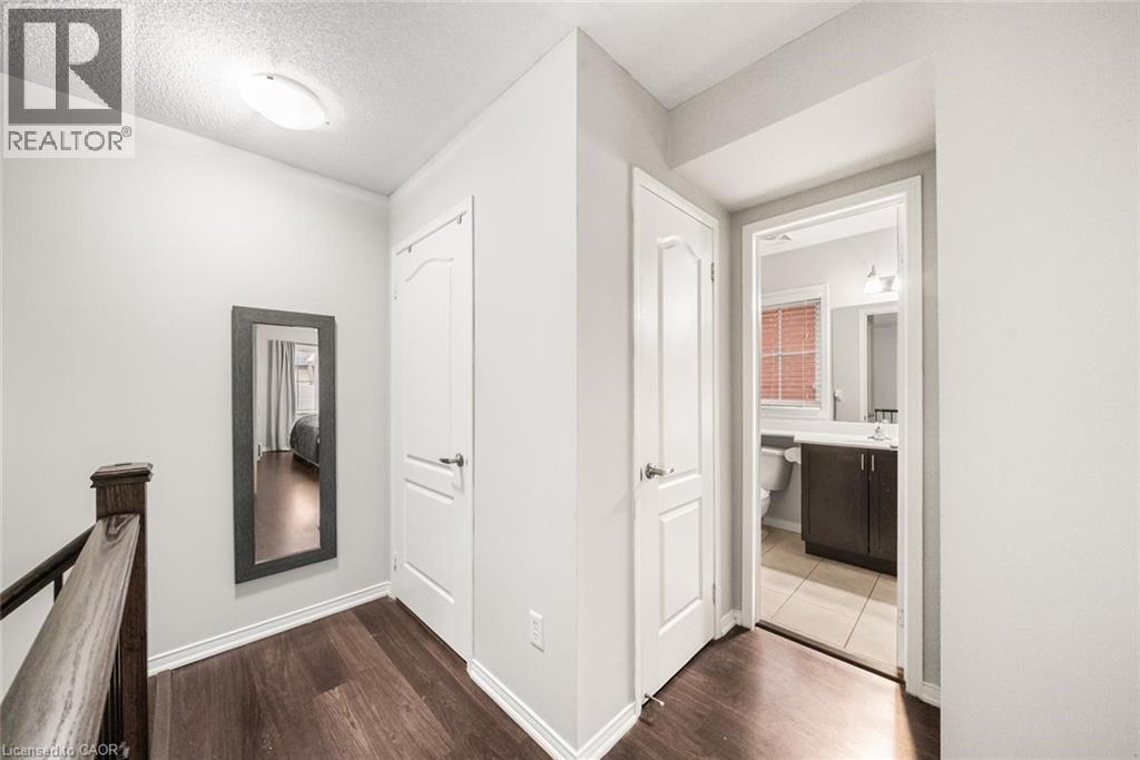 2551 Sixth Line Unit# 3, Oakville, Ontario  L6H 0H7 - Photo 17 - 40773124