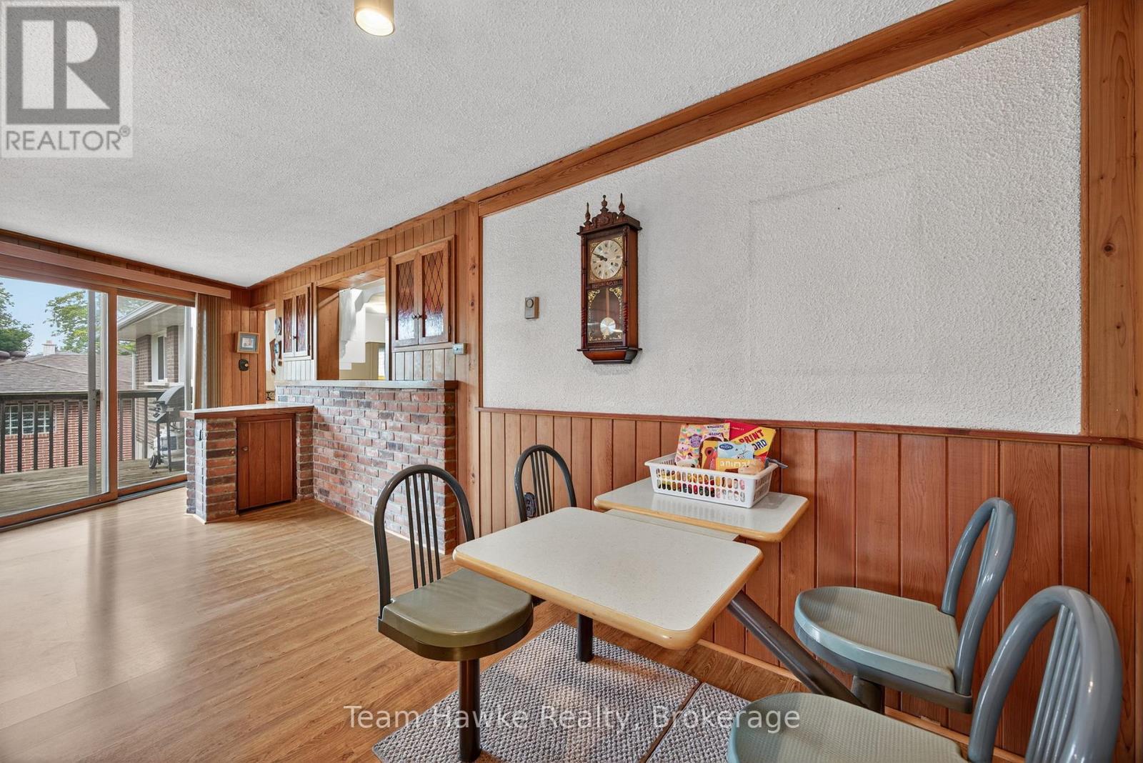558 Russell Street, Midland, Ontario  L4R 3B6 - Photo 24 - S12428476