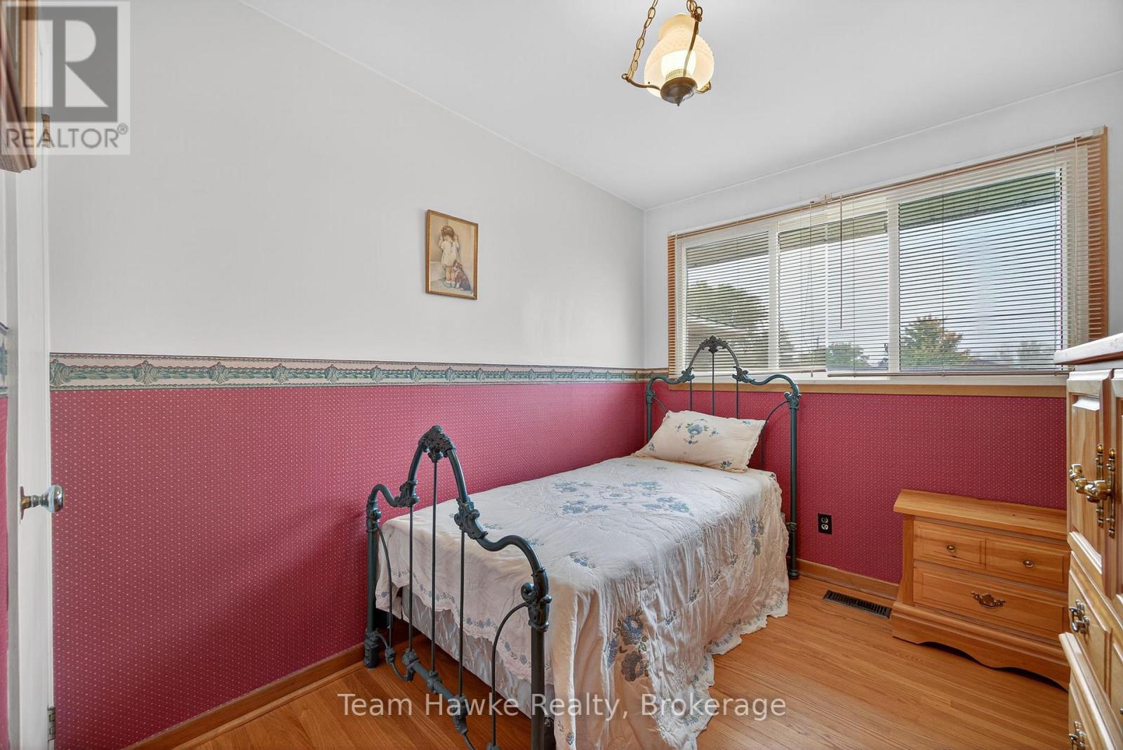 558 Russell Street, Midland, Ontario  L4R 3B6 - Photo 27 - S12428476