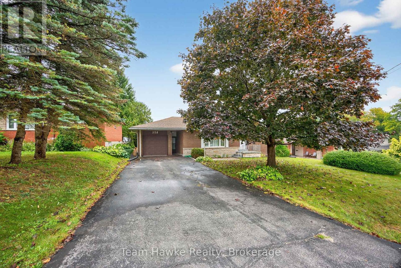 558 Russell Street, Midland, Ontario  L4R 3B6 - Photo 3 - S12428476