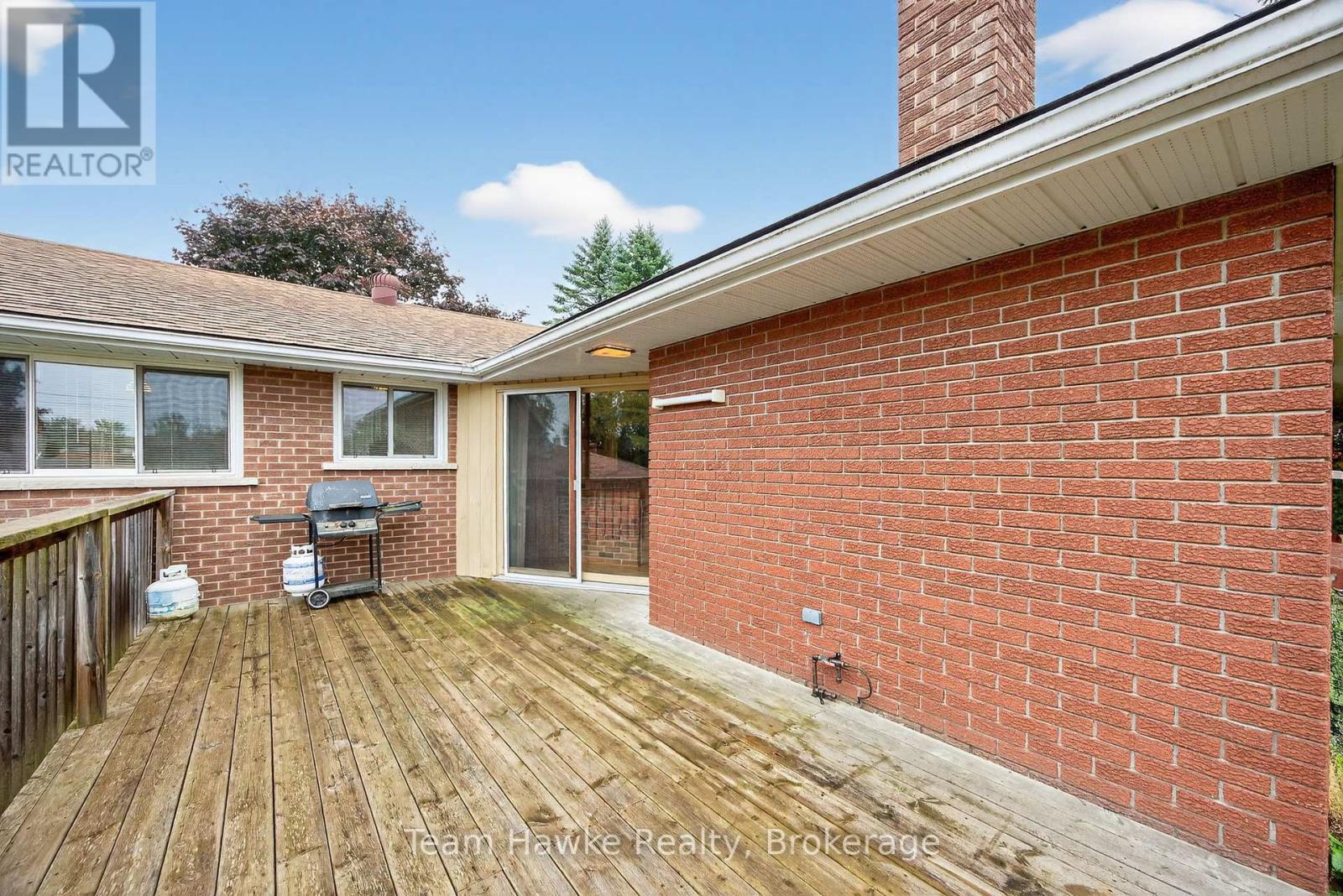 558 Russell Street, Midland, Ontario  L4R 3B6 - Photo 39 - S12428476