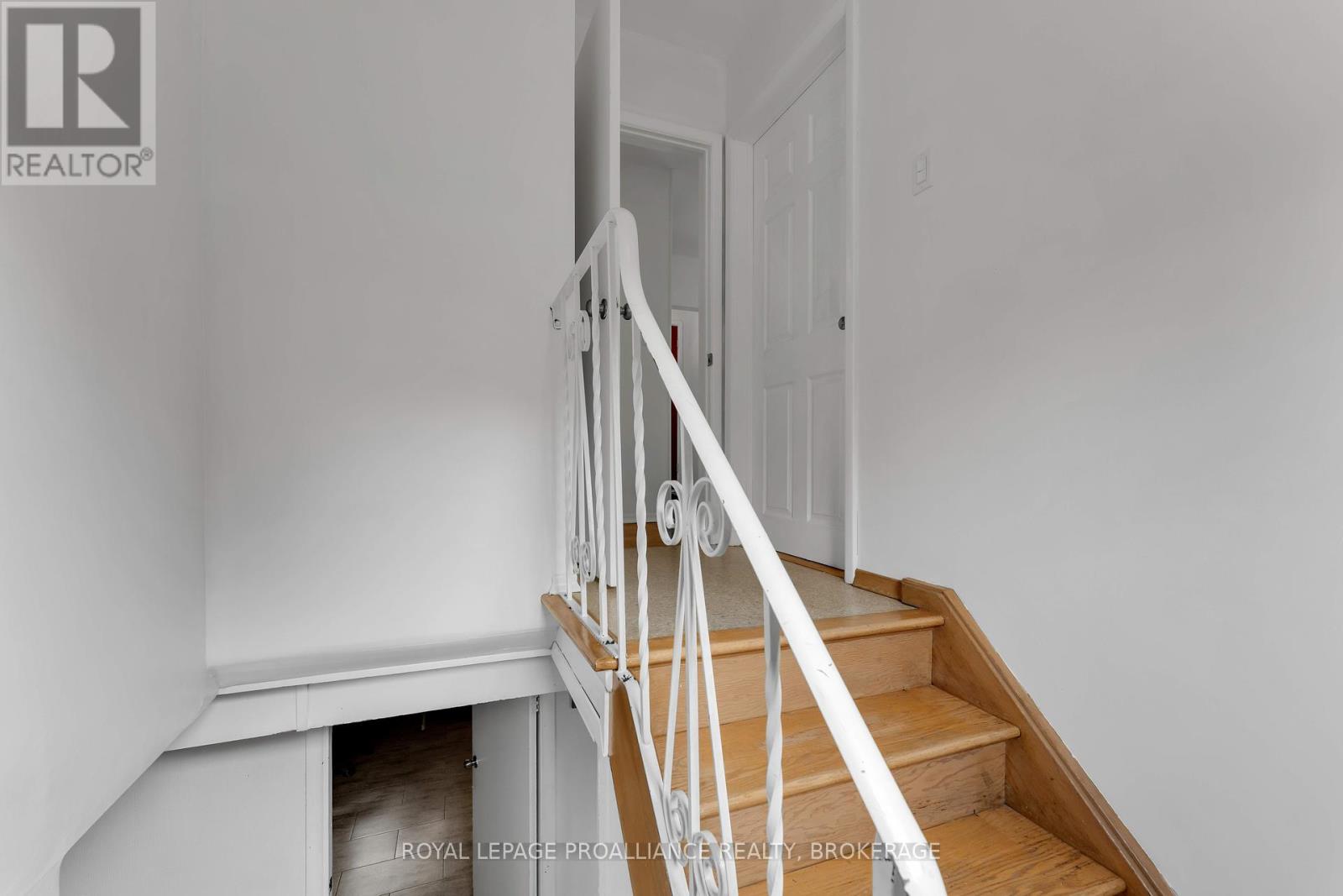 64 Michael Grass Crescent, Kingston, Ontario  K7M 2W3 - Photo 21 - X12428517