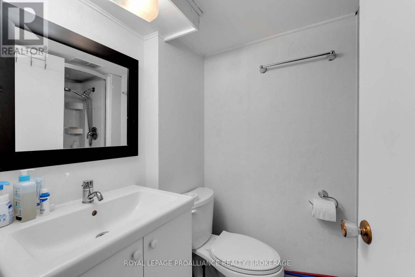 64 Michael Grass Crescent, Kingston, Ontario  K7M 2W3 - Photo 25 - X12428517