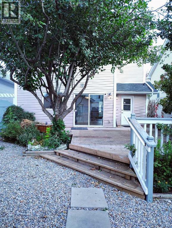 11 Tuscany Valley Road Nw, Calgary, Alberta  T3l 2C1 - Photo 22 - A2257126