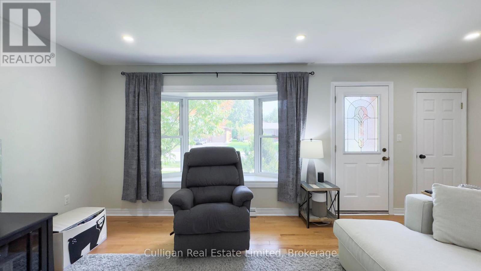 238 St. Andrew Street, West Perth, Ontario  N0K 1N0 - Photo 9 - X12428474