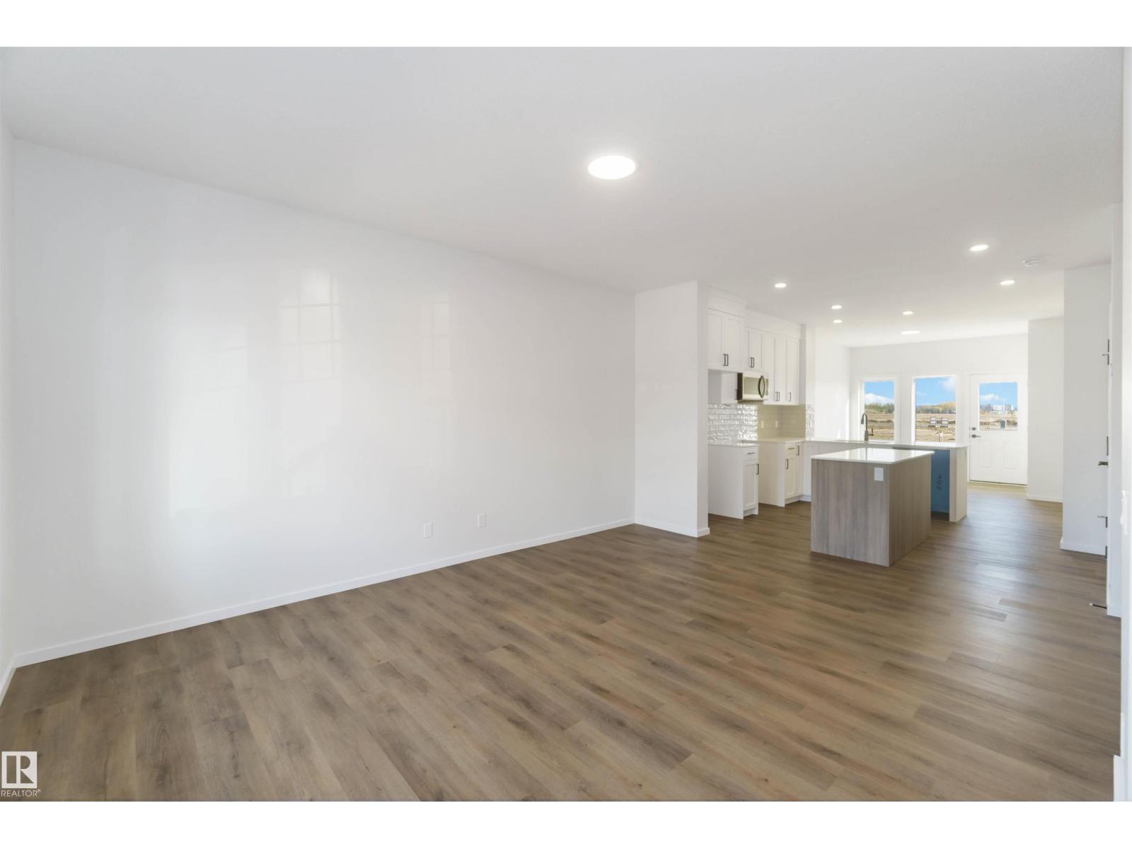 1239 Cristall Wy Sw, Edmonton, Alberta  T6W 5T1 - Photo 3 - E4459102