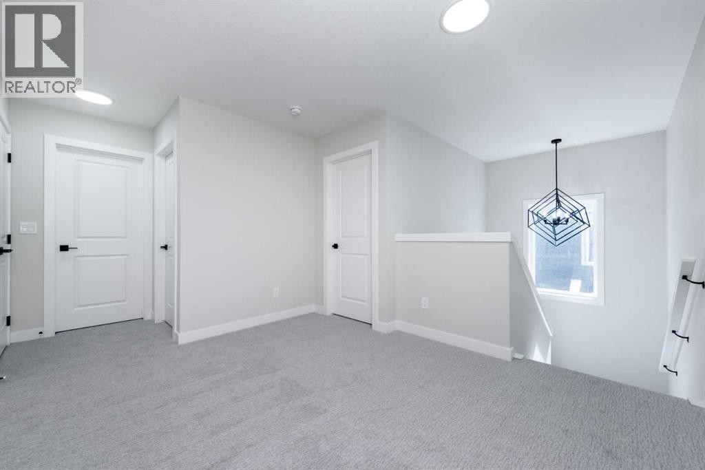 55 Waterford Street, Chestermere, Alberta  T1X 2Z6 - Photo 19 - A2260095