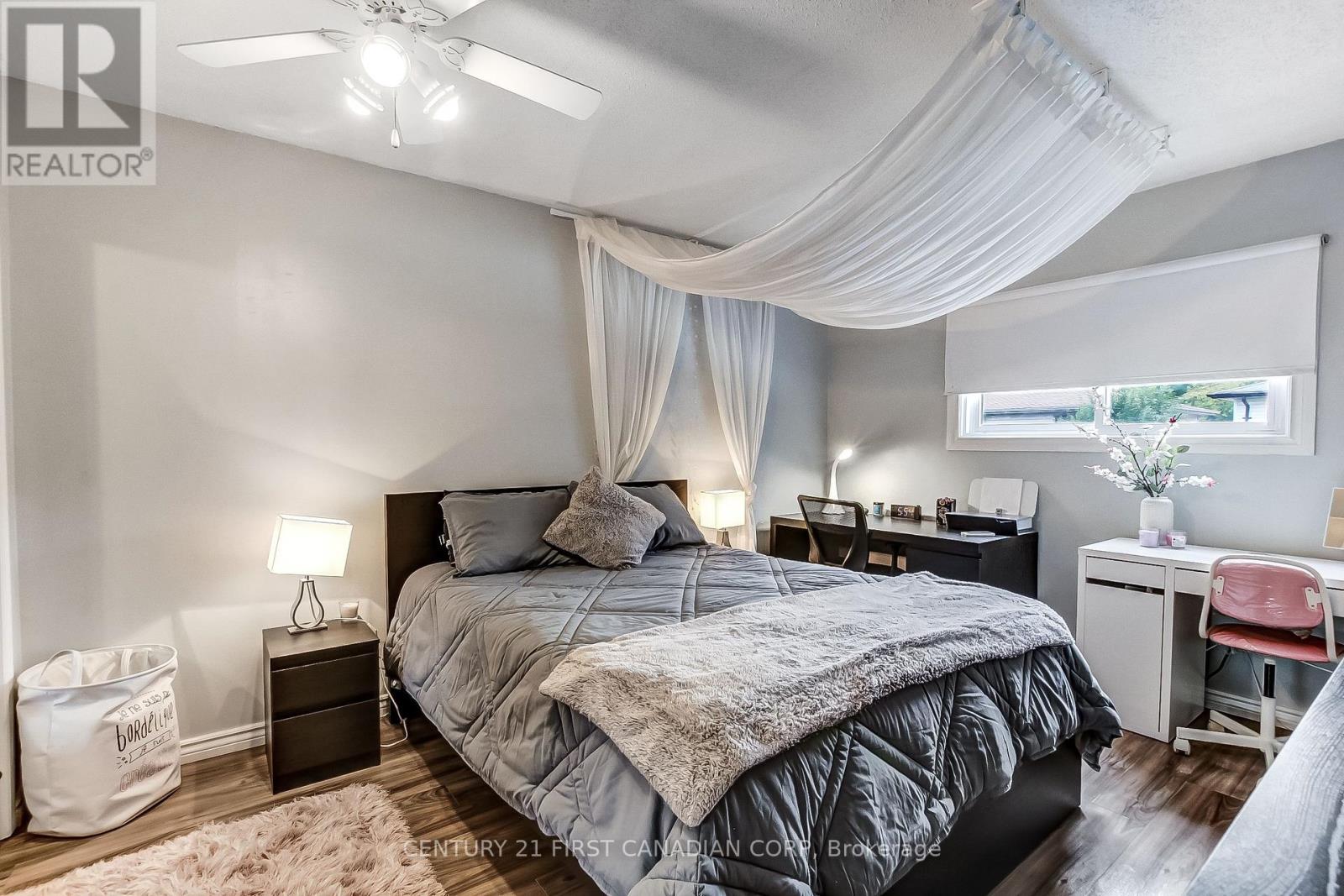164 Clara Crescent, London South, Ontario  N6E 3G8 - Photo 12 - X12428436