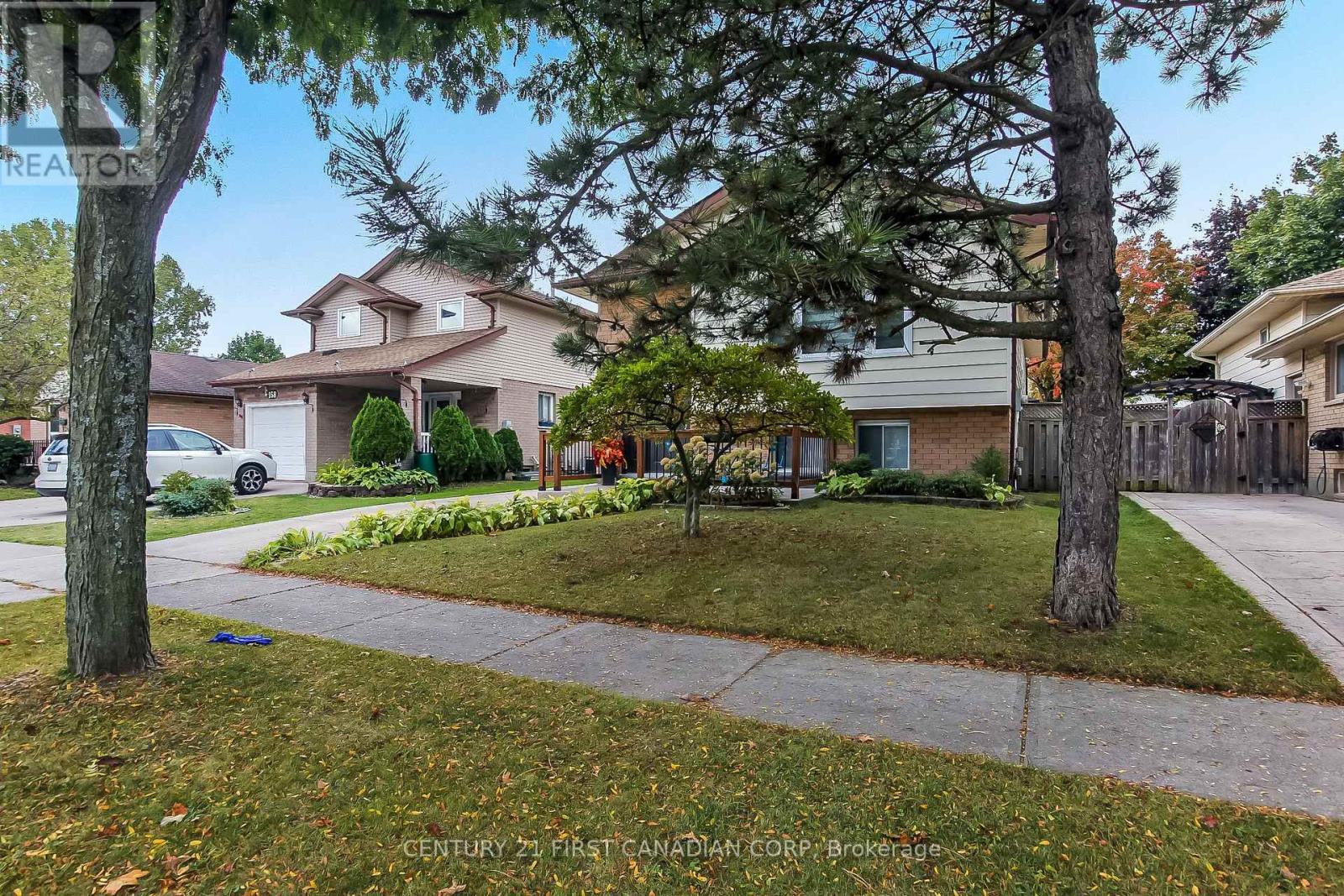 164 Clara Crescent, London South, Ontario  N6E 3G8 - Photo 2 - X12428436