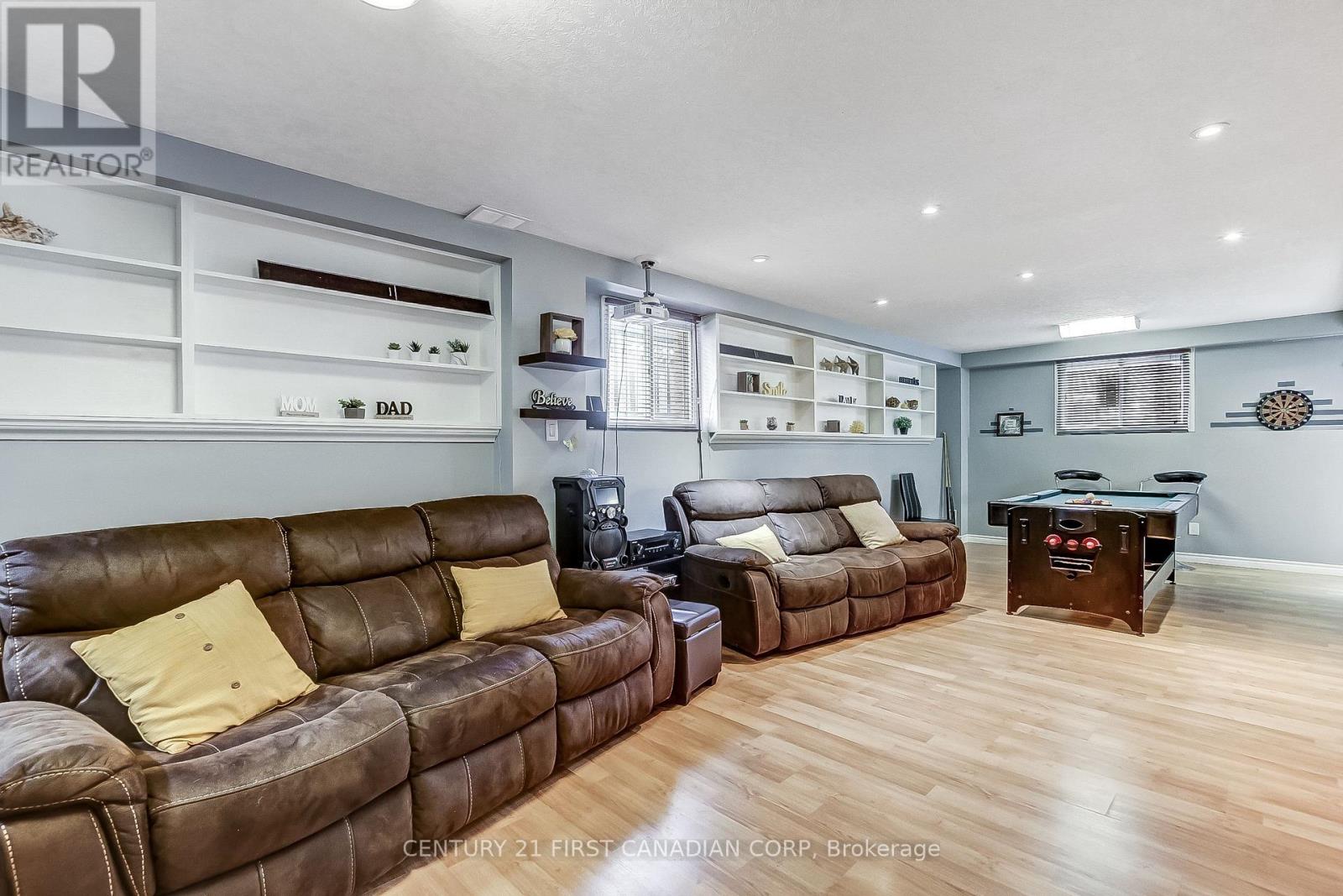 164 Clara Crescent, London South, Ontario  N6E 3G8 - Photo 20 - X12428436