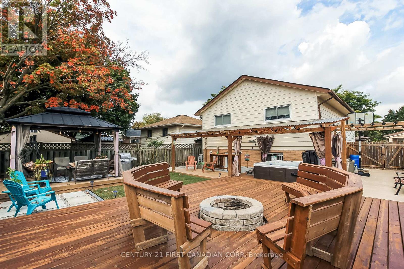 164 Clara Crescent, London South, Ontario  N6E 3G8 - Photo 26 - X12428436