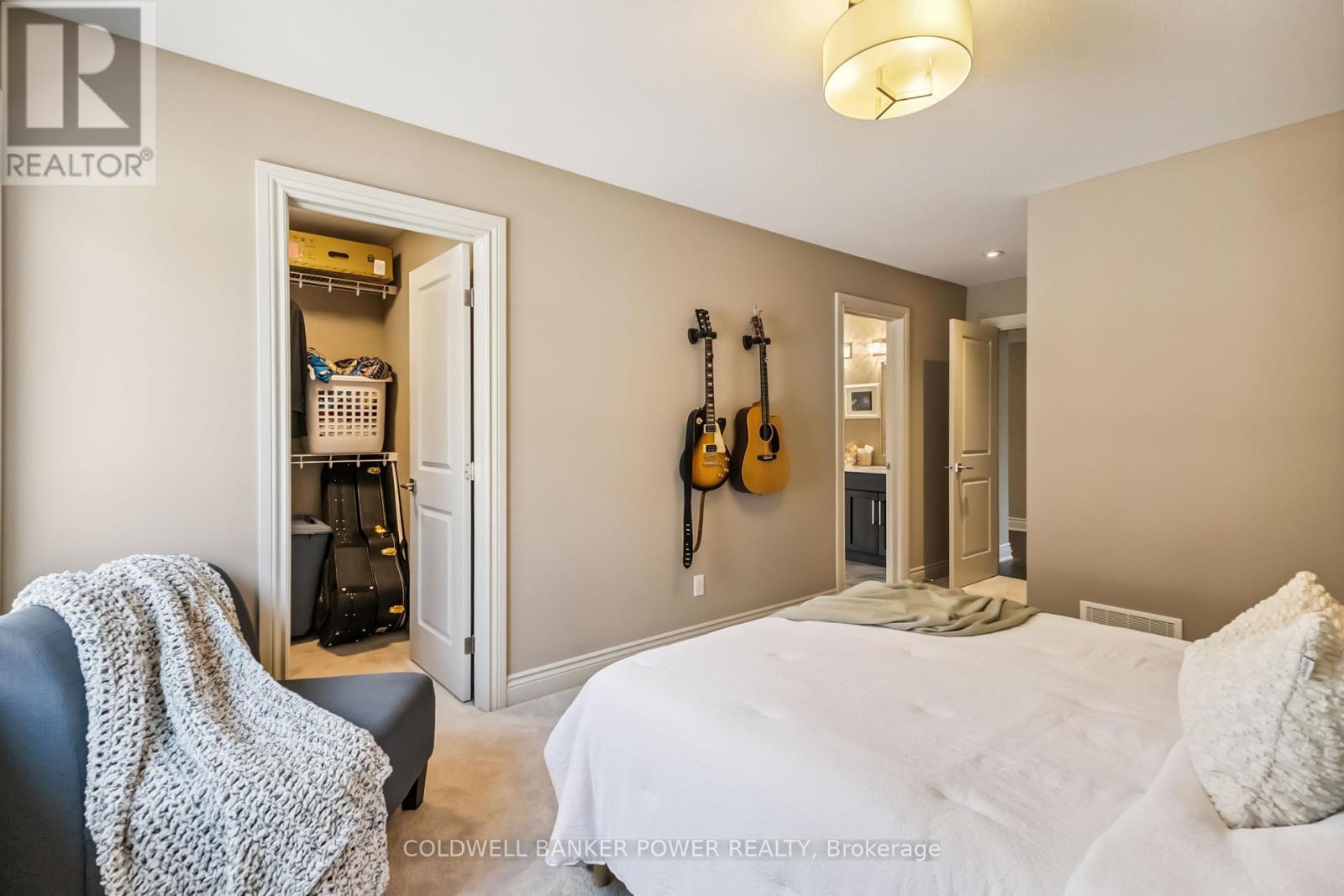 1090 Eagletrace Drive, London North, Ontario  N6G 0S4 - Photo 24 - X12428561