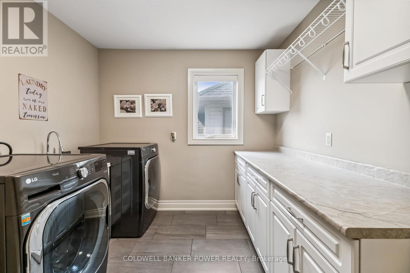 1090 Eagletrace Drive, London North, Ontario  N6G 0S4 - Photo 29 - X12428561