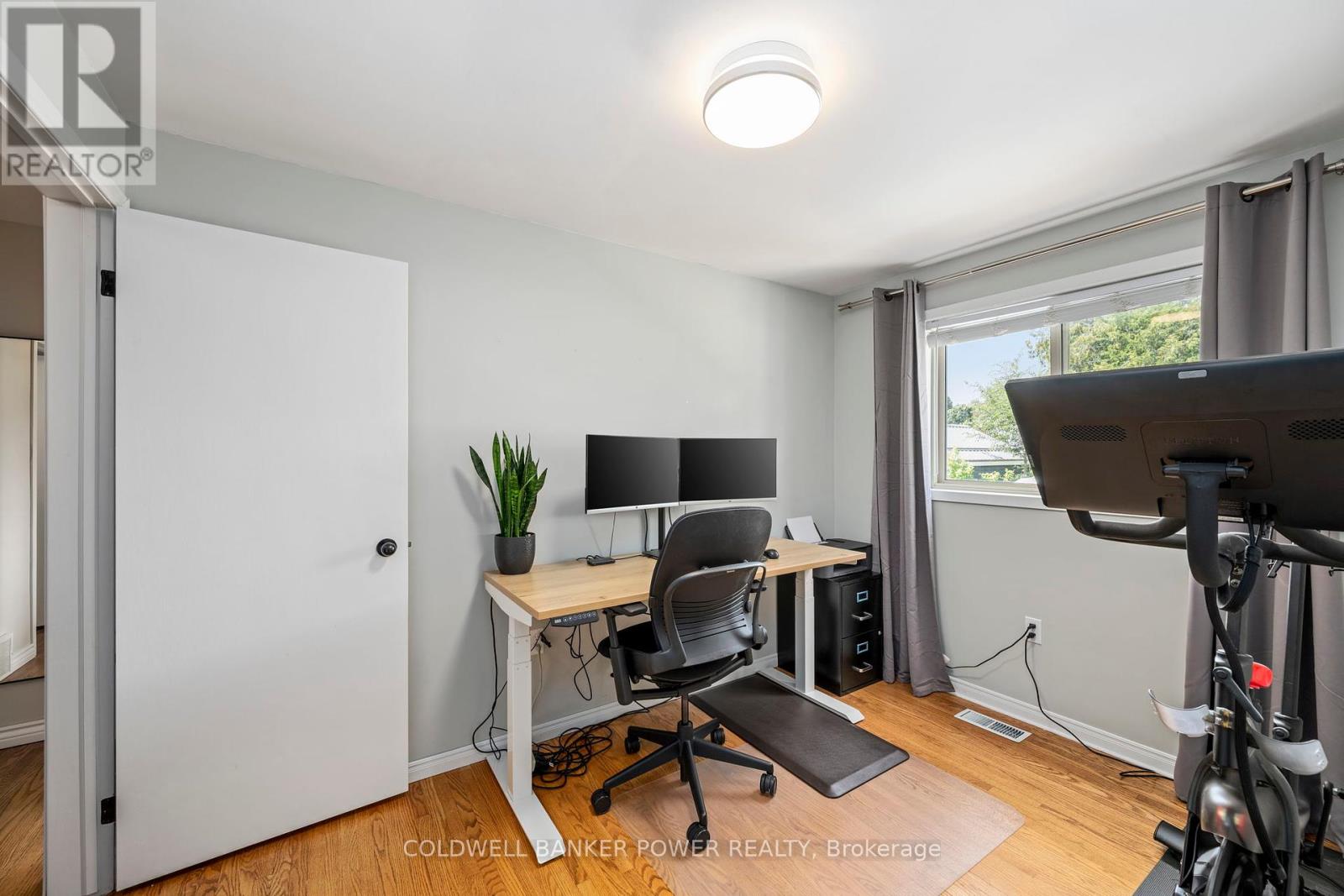 170 Eva Street, Thames Centre, Ontario  N0L 1G0 - Photo 12 - X12428568