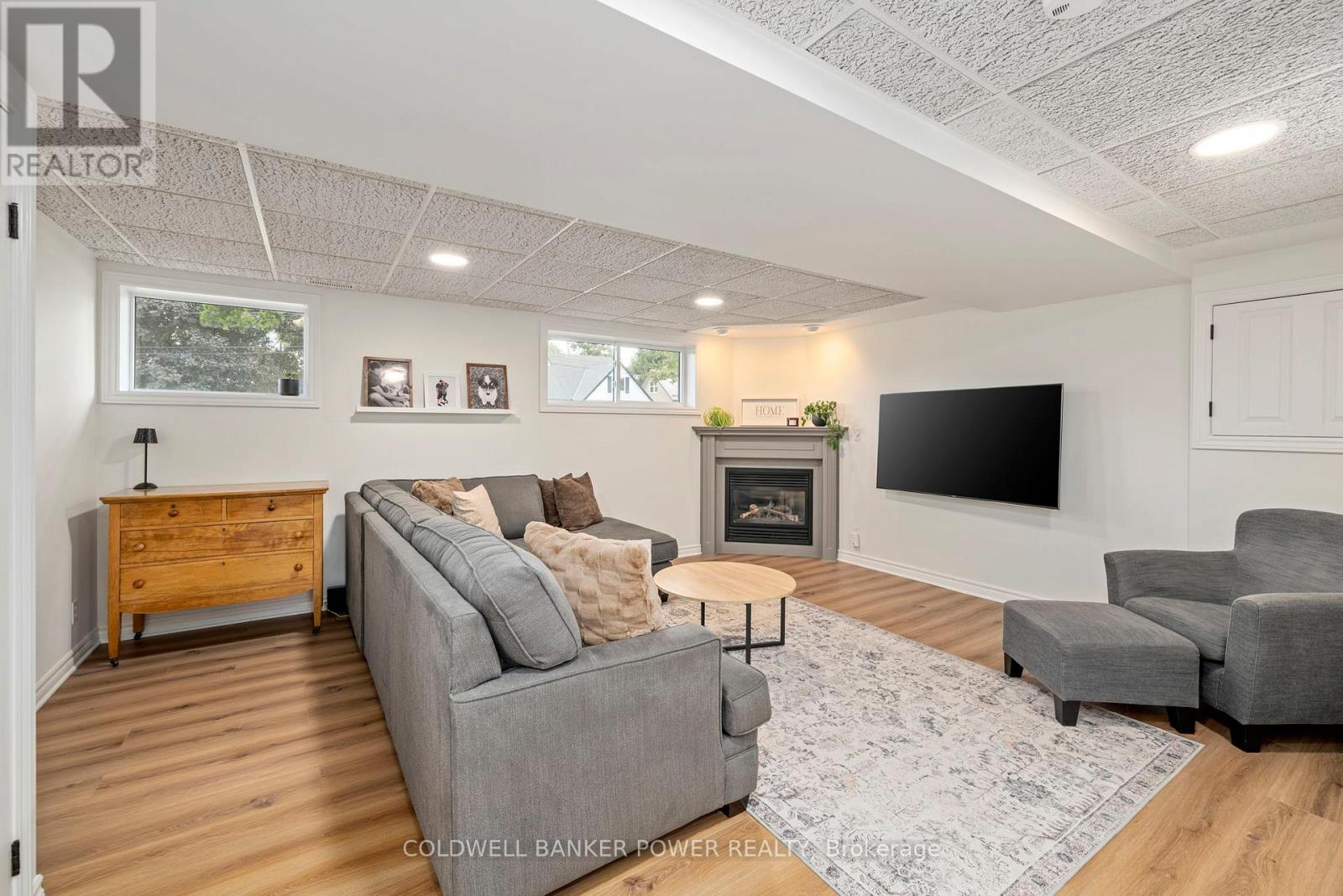 170 Eva Street, Thames Centre, Ontario  N0L 1G0 - Photo 19 - X12428568