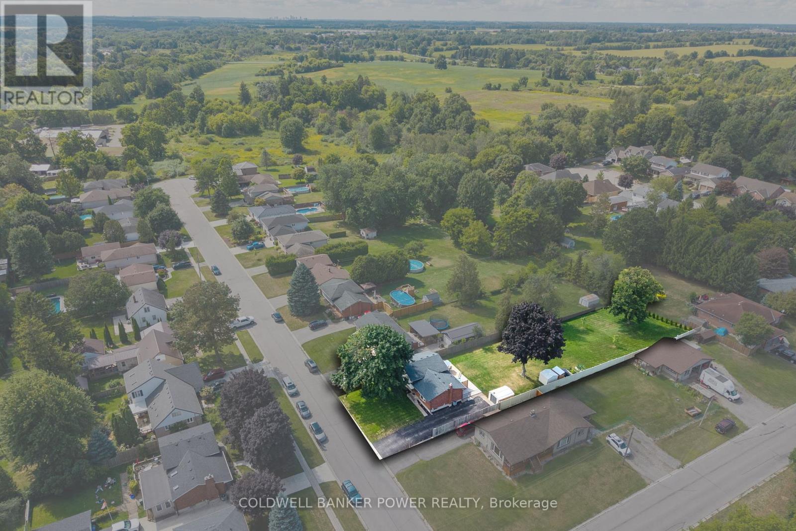 170 Eva Street, Thames Centre, Ontario  N0L 1G0 - Photo 2 - X12428568
