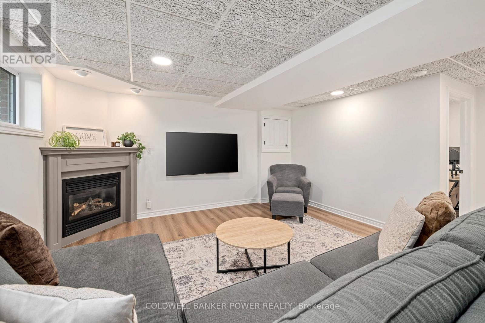 170 Eva Street, Thames Centre, Ontario  N0L 1G0 - Photo 20 - X12428568