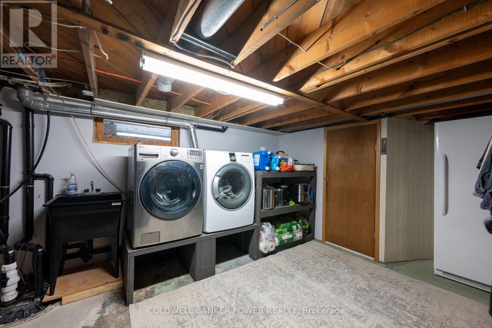 170 Eva Street, Thames Centre, Ontario  N0L 1G0 - Photo 25 - X12428568