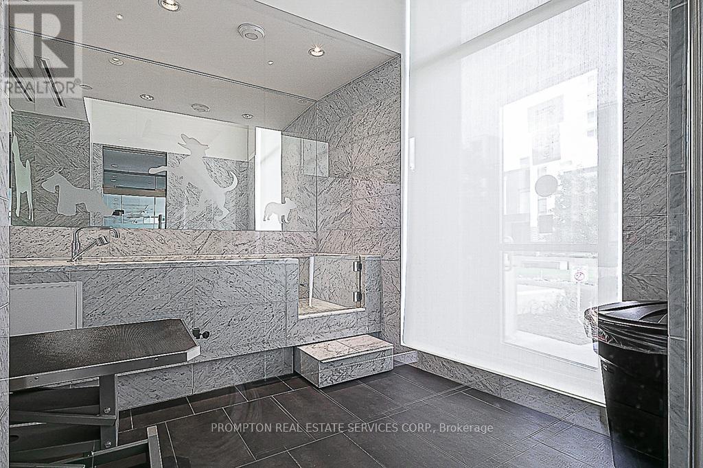 907 - 115 Mcmahon Drive, Toronto, Ontario  M2K 0E3 - Photo 13 - C12428349