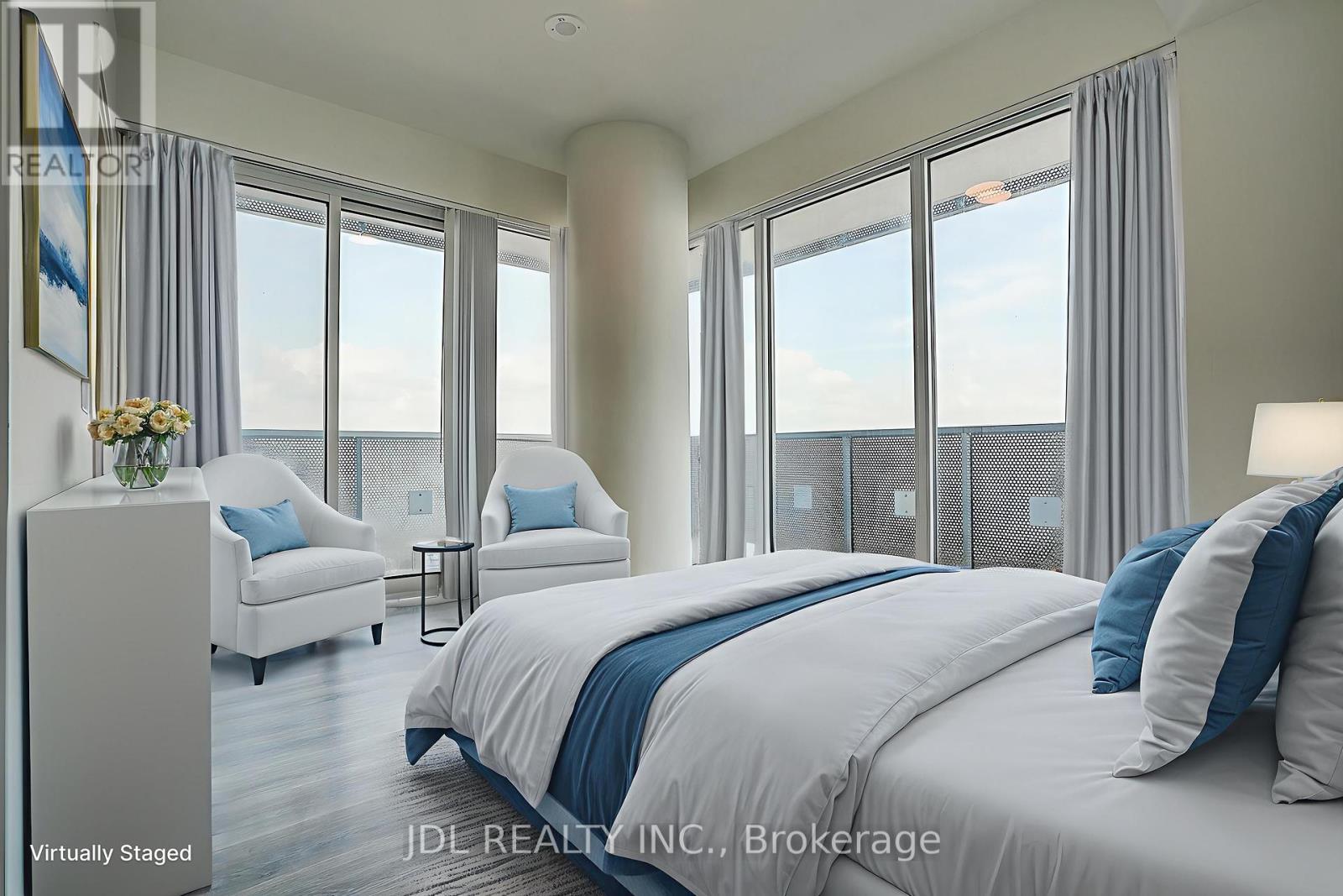 5103 - 138 Downes Street, Toronto, Ontario  M5E 0E4 - Photo 14 - C12428396