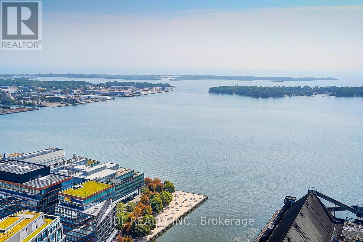 5103 - 138 Downes Street, Toronto, Ontario  M5E 0E4 - Photo 24 - C12428396