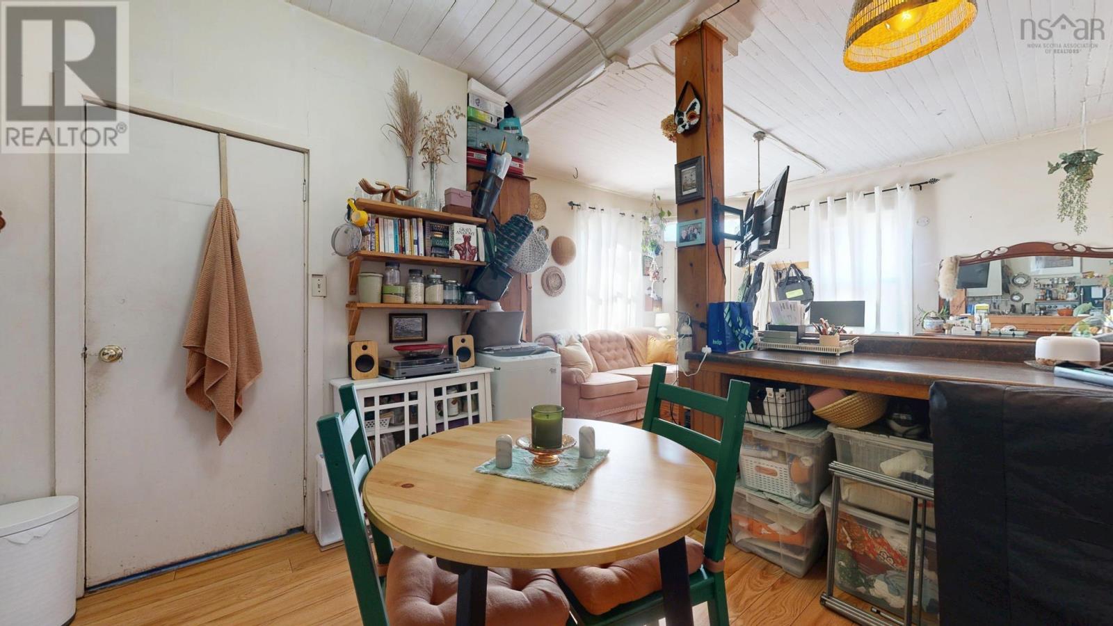 Property at 2683-87 Fuller Terrace image 5