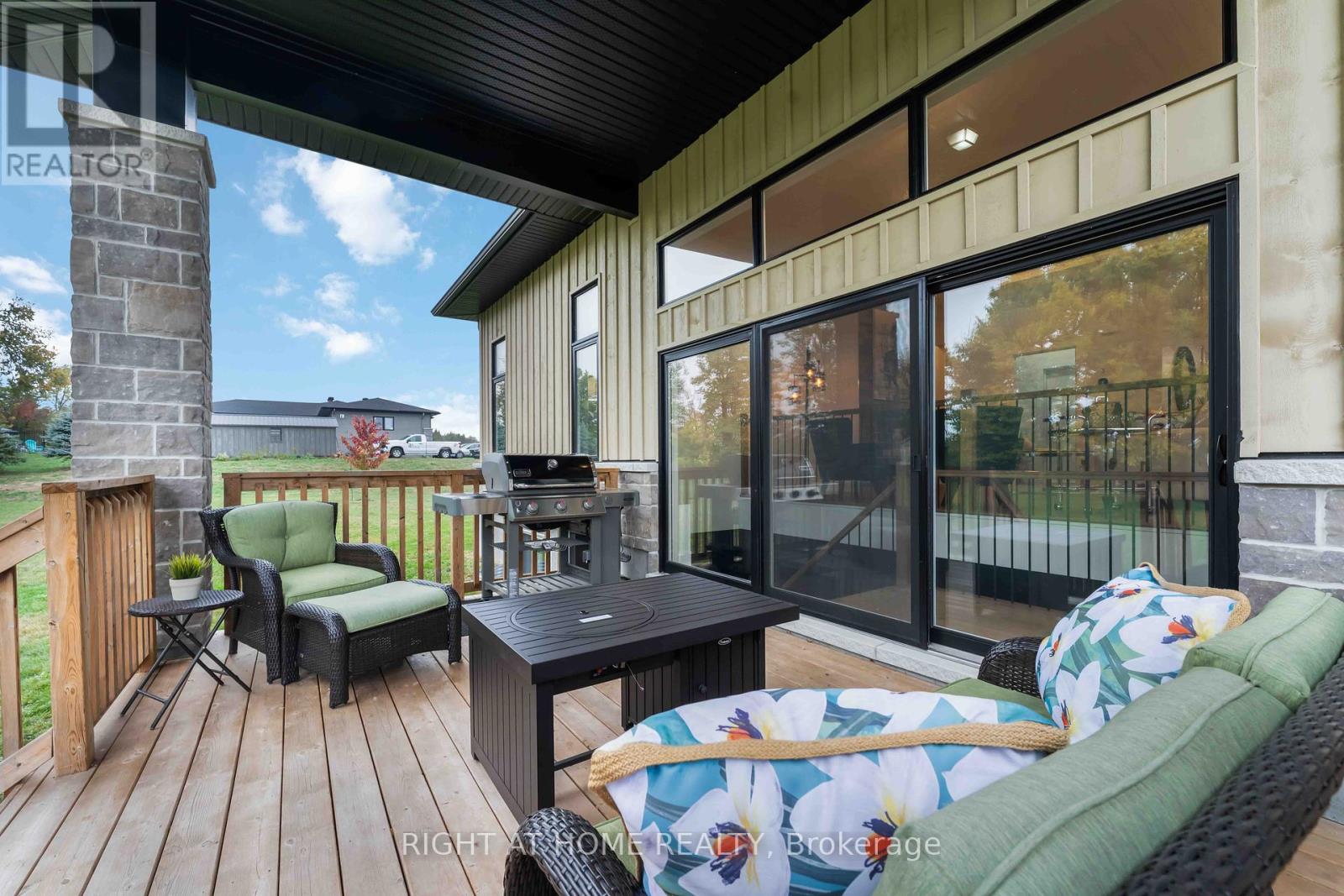 408 Gaelic Glen Ridge, Ottawa, Ontario  K0A 1B0 - Photo 41 - X12428485