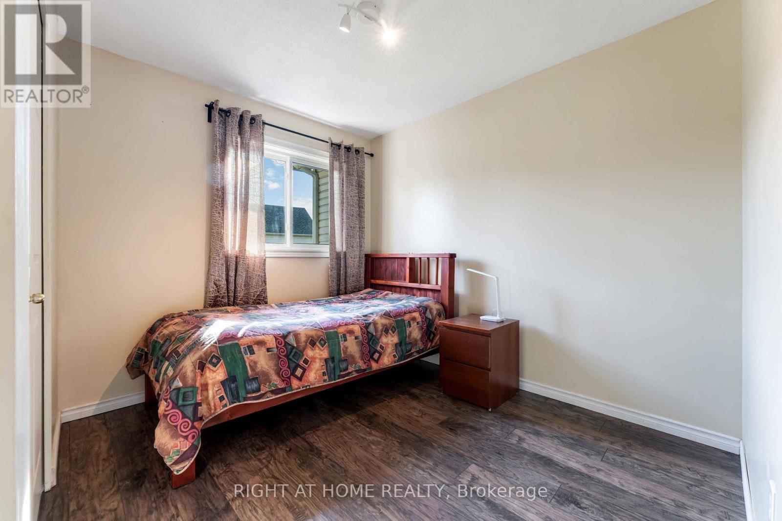 5 Harrington Court, Ottawa, Ontario  K2K 2S7 - Photo 19 - X12428486