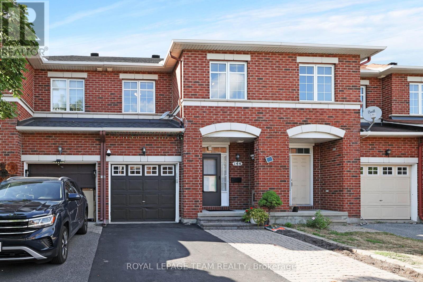144 Deercroft Avenue, Ottawa, Ontario  K2J 5H9 - Photo 2 - X12428497