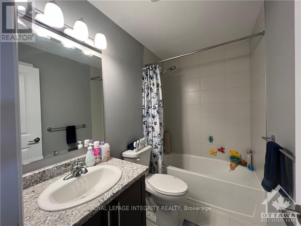 153 Bandelier Way, Ottawa, Ontario  K2S 2J6 - Photo 14 - X12428539