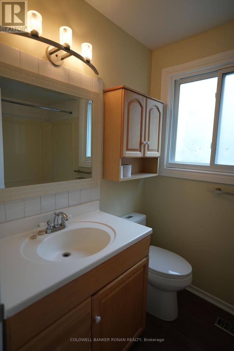 43 Adeline Avenue, New Tecumseth, Ontario  L0G 1W0 - Photo 23 - N12428375