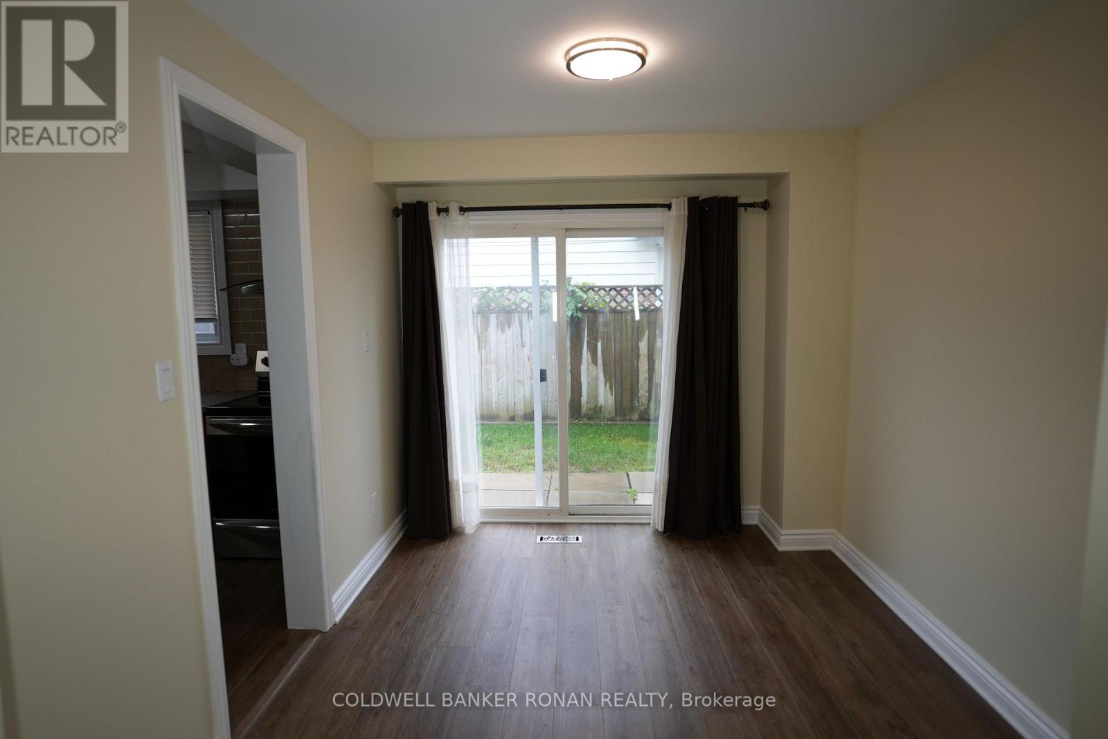 43 Adeline Avenue, New Tecumseth, Ontario  L0G 1W0 - Photo 8 - N12428375