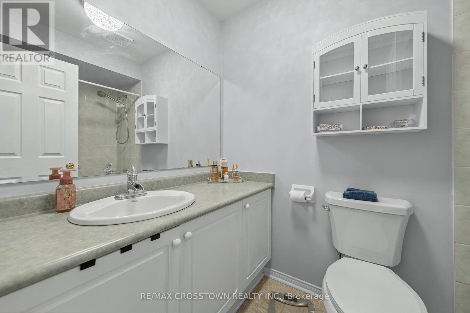 1258 Vincent Crescent, Innisfil, Ontario  L9S 1Z6 - Photo 18 - N12428389