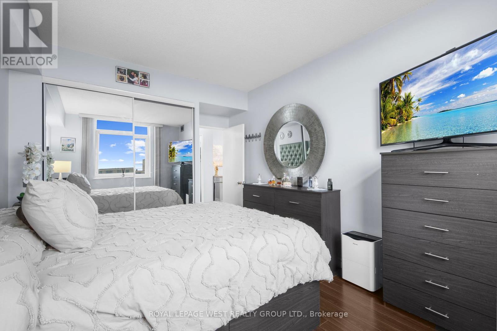 805 - 326 Major Mackenzie Drive E, Richmond Hill, Ontario  L4C 8T4 - Photo 14 - N12428391
