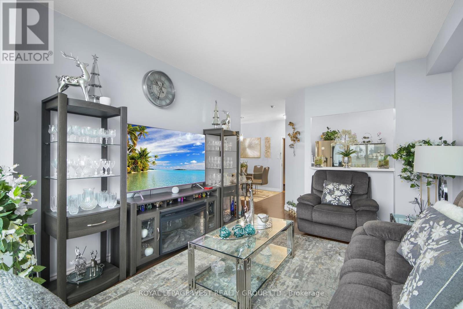 805 - 326 Major Mackenzie Drive E, Richmond Hill, Ontario  L4C 8T4 - Photo 8 - N12428391