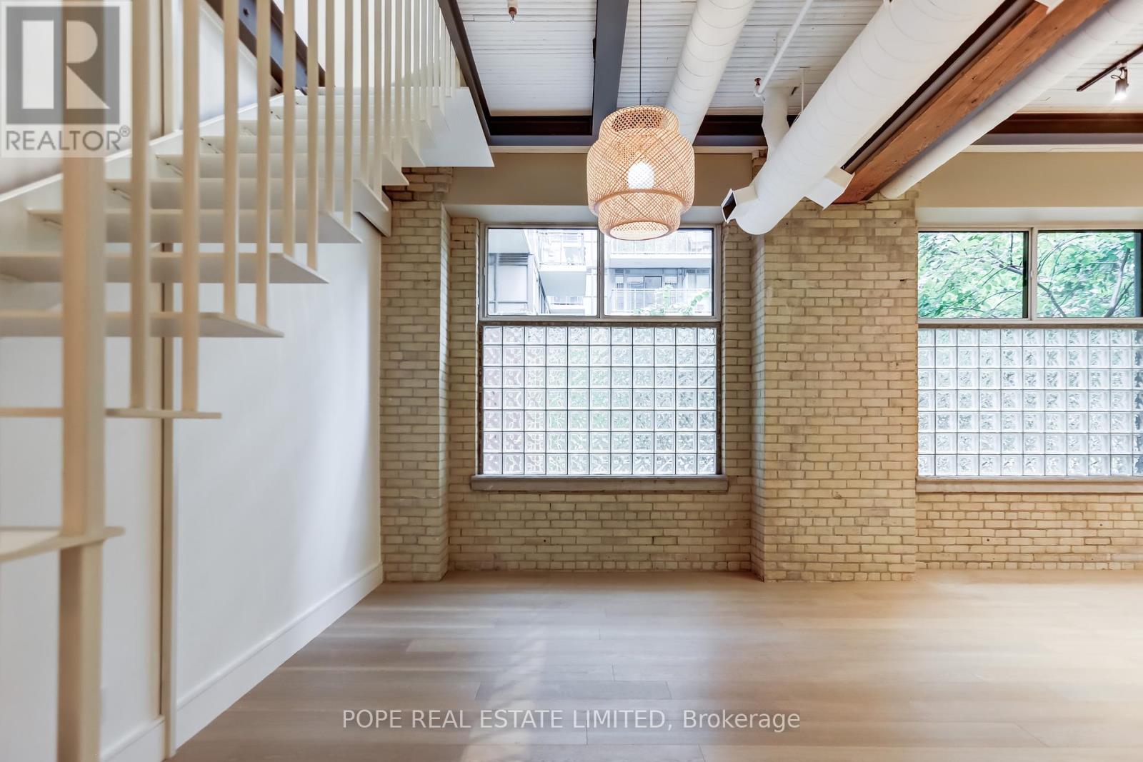 211 - 781 King Street W, Toronto, Ontario  M5V 3L5 - Photo 10 - C12425084