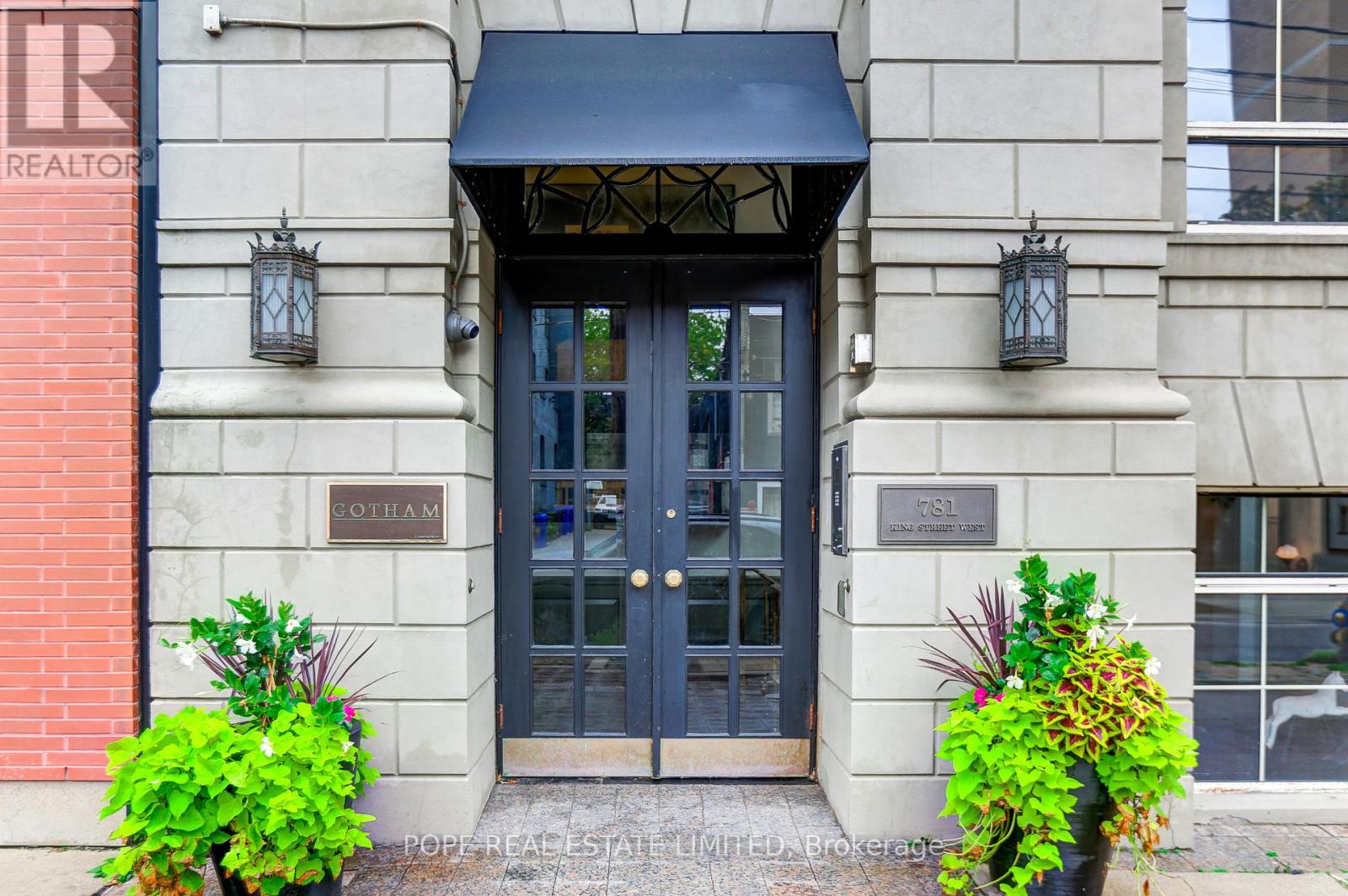 211 - 781 King Street W, Toronto, Ontario  M5V 3L5 - Photo 2 - C12425084