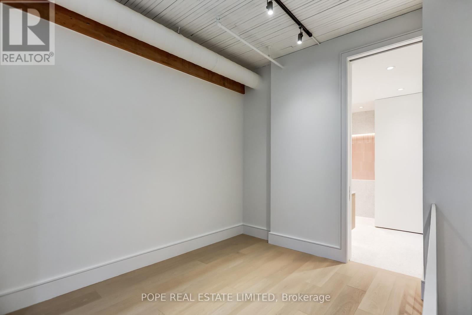 211 - 781 King Street W, Toronto, Ontario  M5V 3L5 - Photo 25 - C12425084