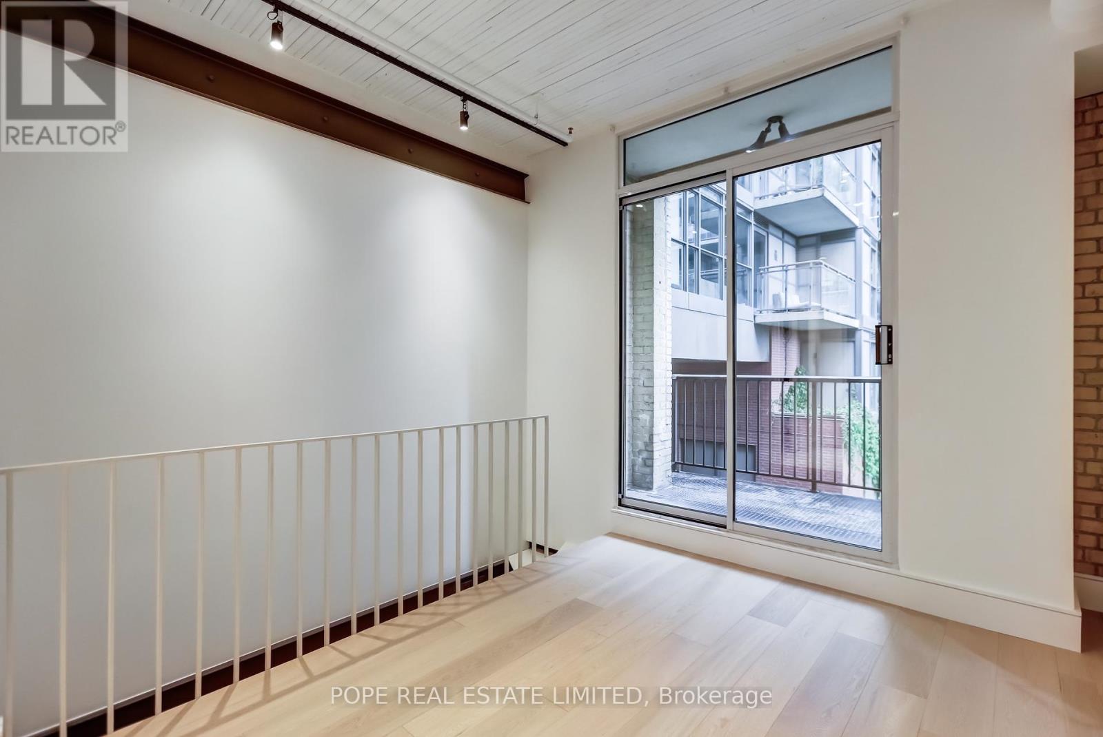 211 - 781 King Street W, Toronto, Ontario  M5V 3L5 - Photo 29 - C12425084