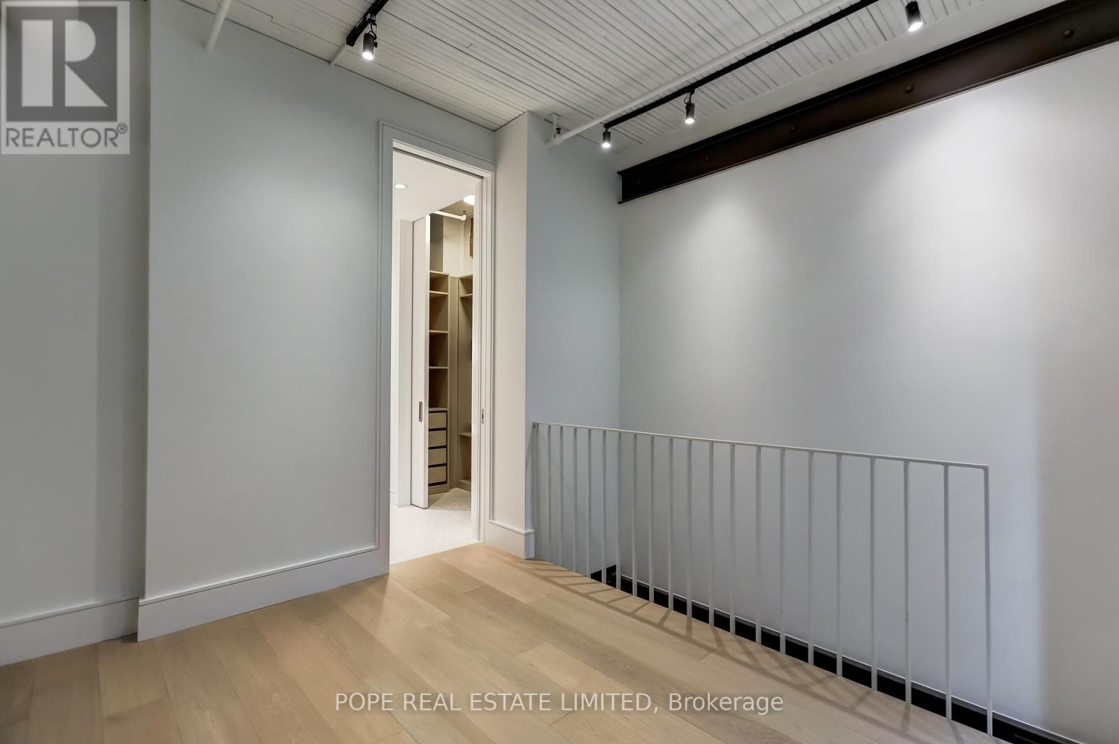 211 - 781 King Street W, Toronto, Ontario  M5V 3L5 - Photo 27 - C12425084