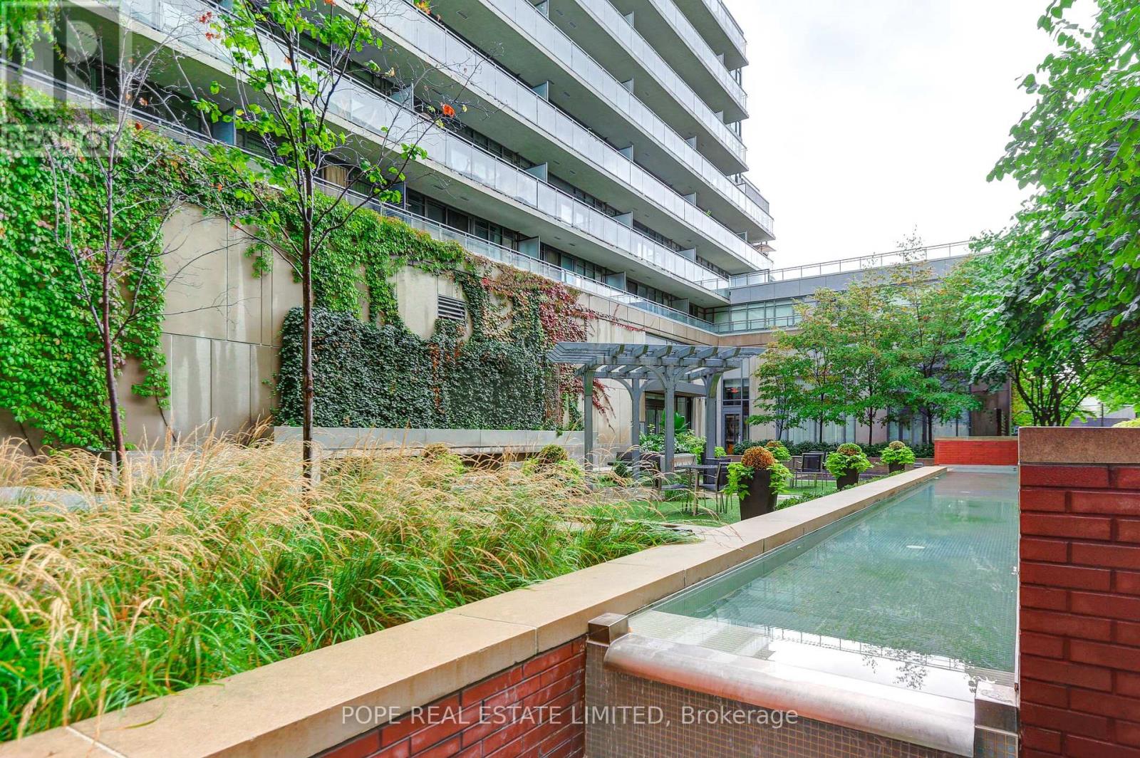 211 - 781 King Street W, Toronto, Ontario  M5V 3L5 - Photo 38 - C12425084