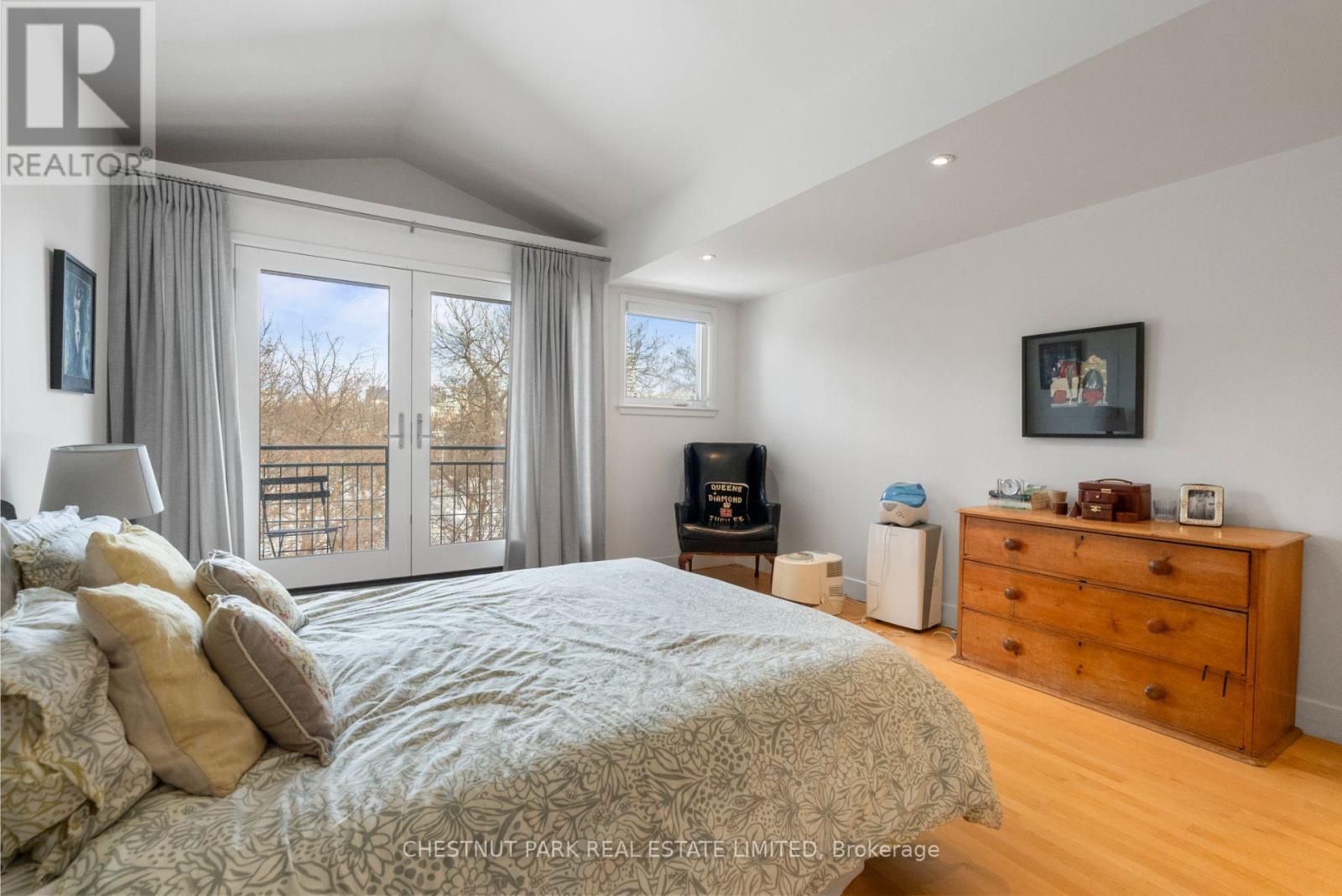 68 Belmont Street, Toronto, Ontario  M5R 1P8 - Photo 24 - C12427624